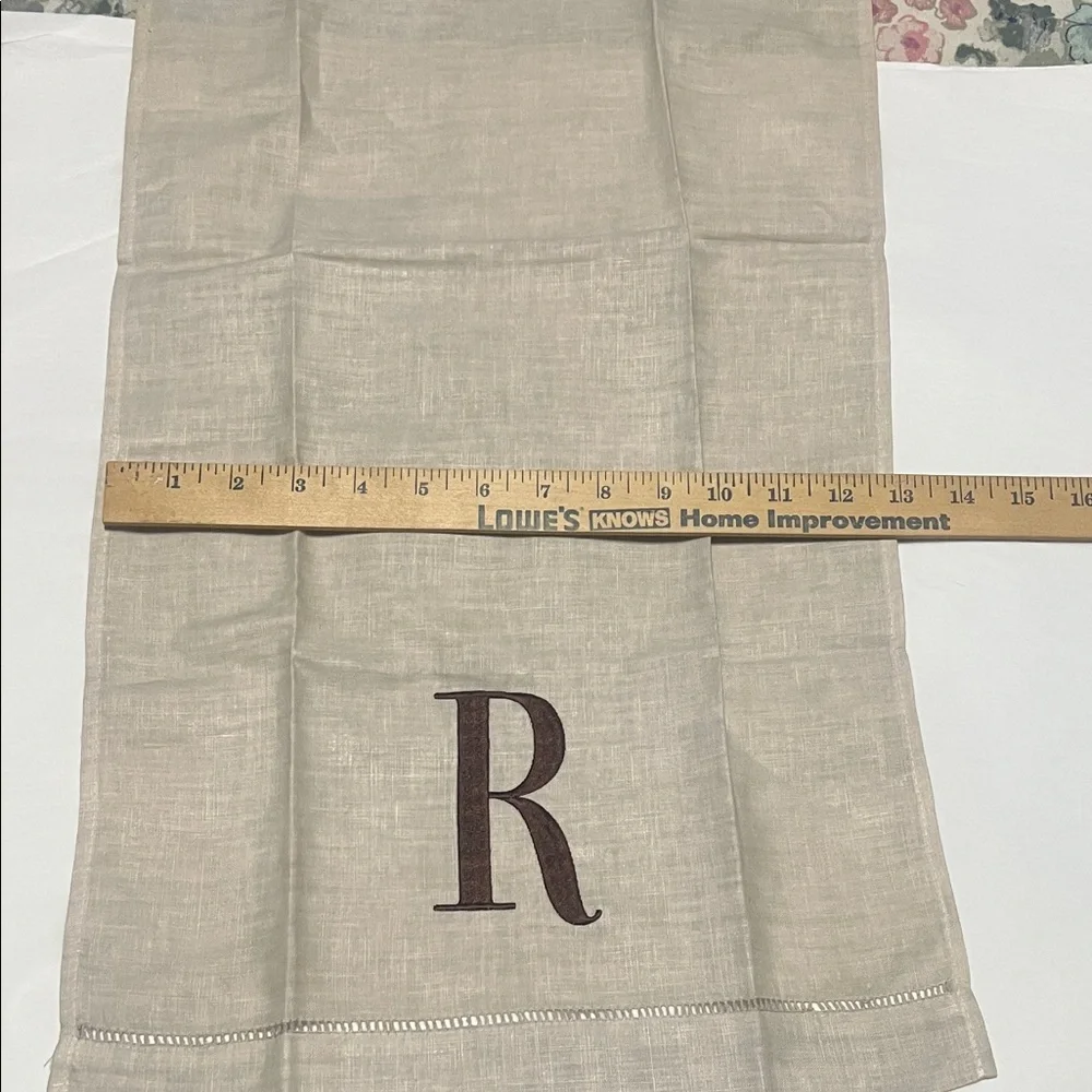 Monogrammed Mudpie Linen Tea Towels with 'R'